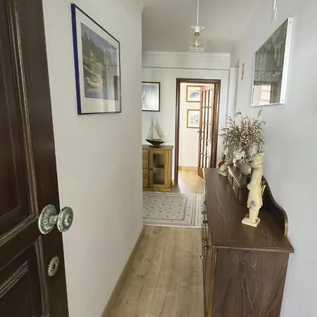 Ribeiro House