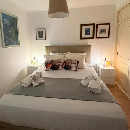 Ribeiro House